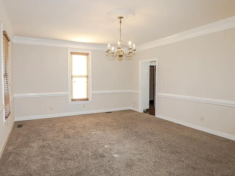 809 Houndslake Dr — Photo 23