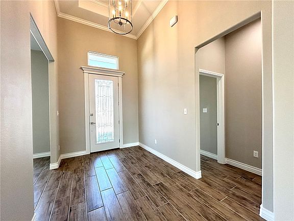 2nd image of 15402 Dyna St