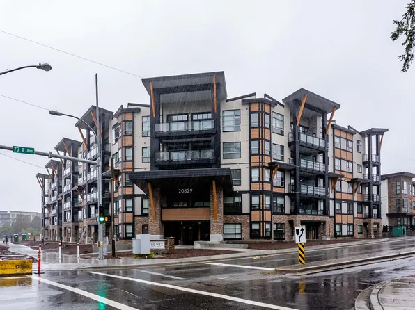 20829 77a Ave #503, Langley, BC V2Y 0Y5