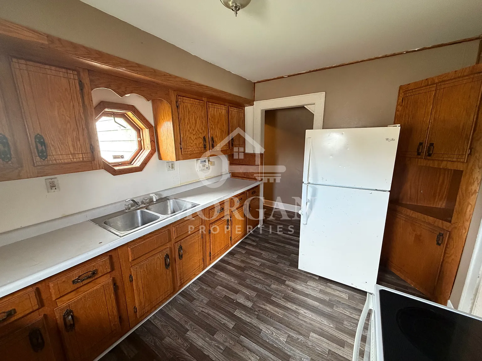 1306 Arrow Avenue - 1 — Photo 4