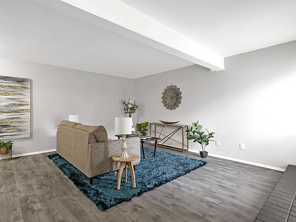 3rd image of 3045 Park Ln APT 1037