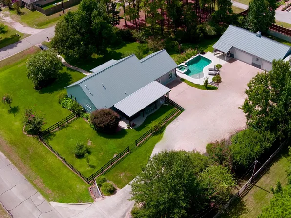 40410 Rolling Forest Dr, Magnolia, TX 77354