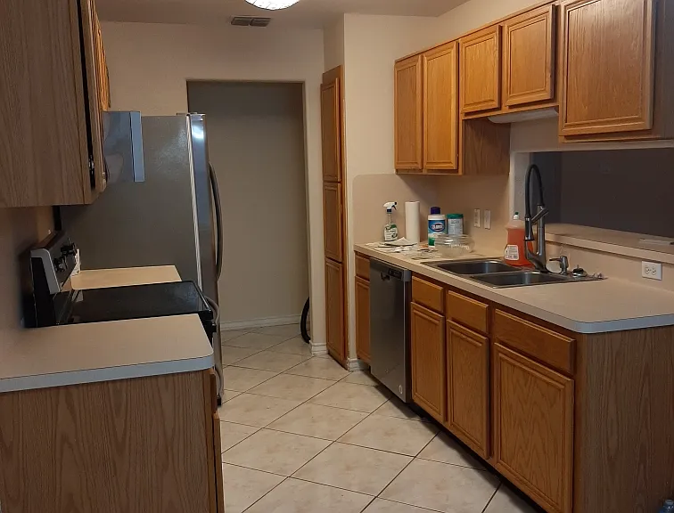 2256 Ivy Dr — Photo 7