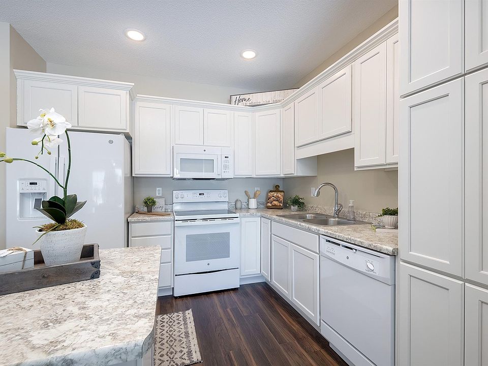 2592 Middle Rd 314, Bettendorf, IA 52722 MLS QC4240438 Zillow