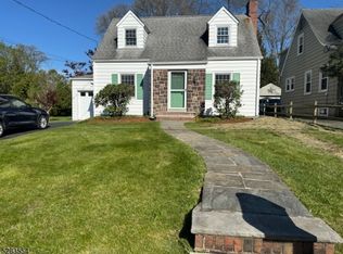 18 Valley Rd, Denville, NJ 07834