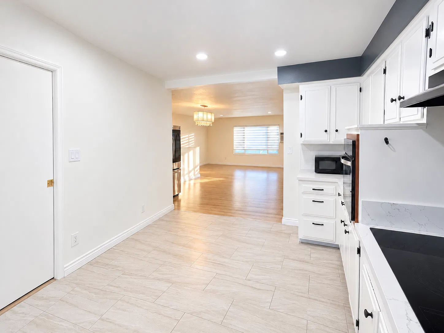 3 bed, 1411 sqft, $3,200 — Photo 4