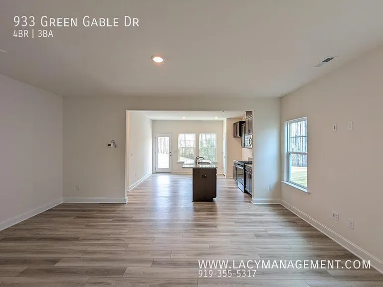 933 Green Gable Dr — Photo 3