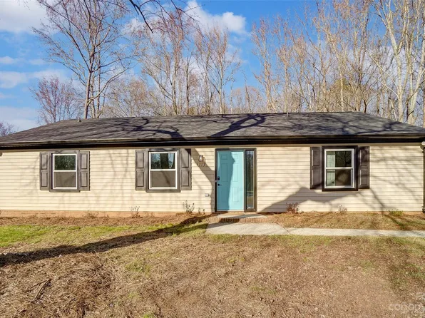 4313 Dunwoody Dr, Charlotte, NC 28215