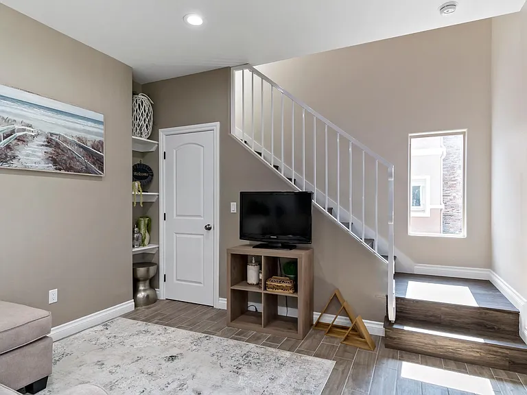14095 Edwards St — Photo 13