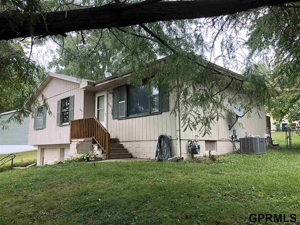 1st image of 2802 Janan Dr