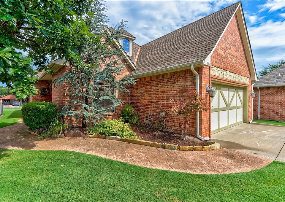 1st image of 4532 Olde Village Cir