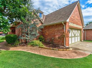 4532 Olde Village Cir, Edmond, OK 73013