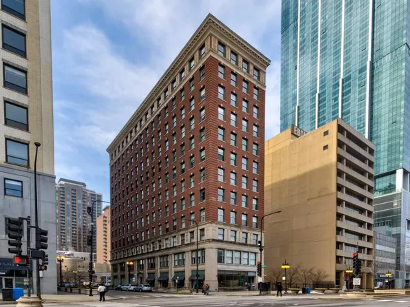 888 S Michigan Ave Unit 800, Chicago, IL 60605