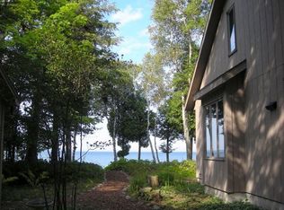 5608 Schauer Rd, Sturgeon Bay, WI 54235