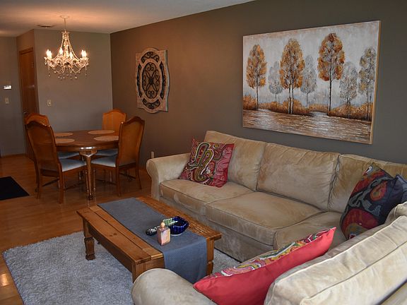 4th image of 509 6th Ave W APT 102