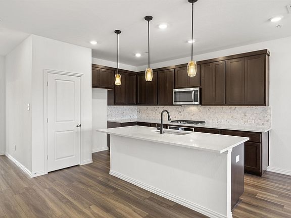 Lexington Estates Townhomes - Belmont Interior Image 3