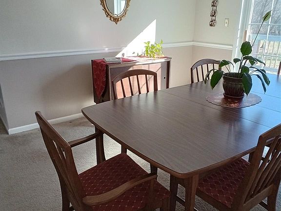 5th image of 53 Morgan View Dr