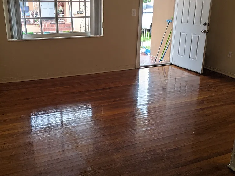 2741 SW 34th Ct — Photo 5