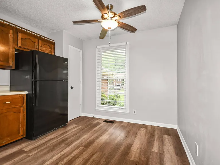 3072 Woody Ln — Photo 7