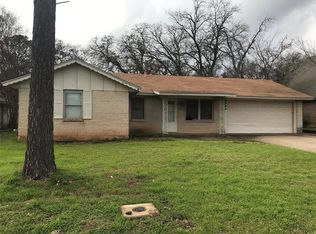 608 Martha St, Euless, TX 76040