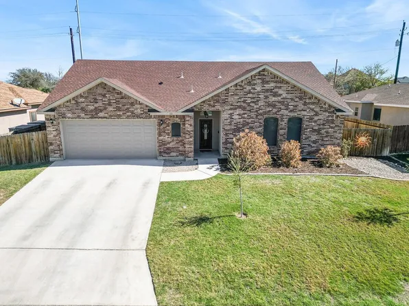 113 Sitting Bull Ln, Del Rio, TX 78840