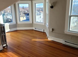 24 McKinley Ter, Pittsfield, MA 01201