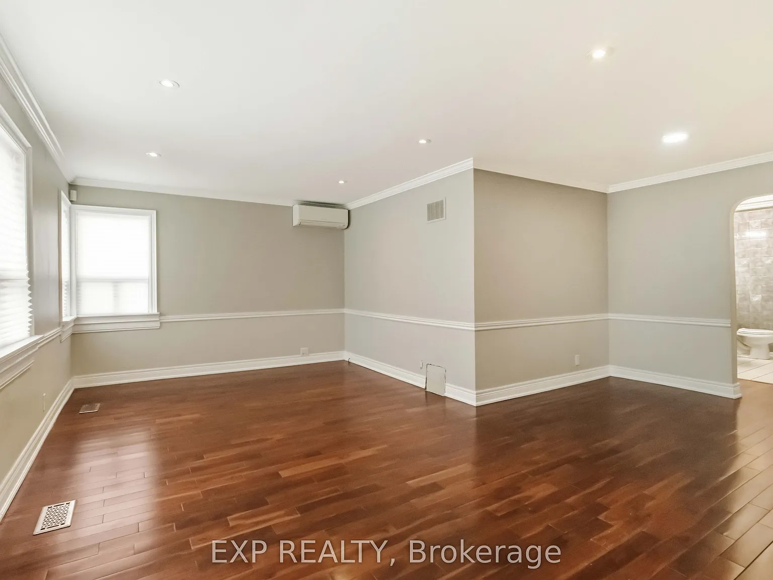 3 bed, $3,300 — Photo 3