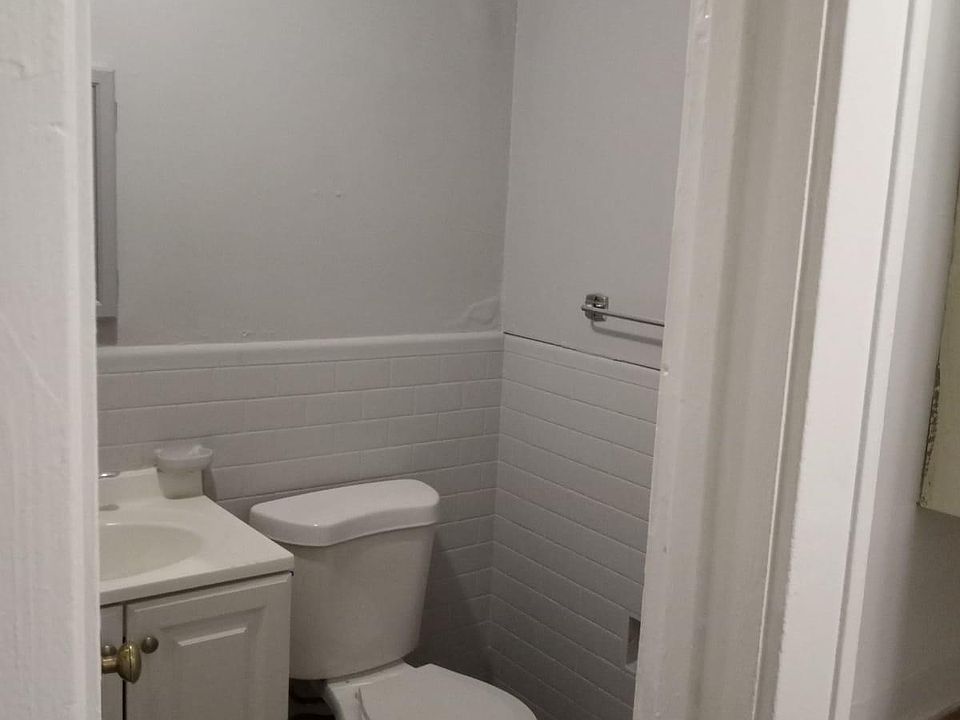 161 Prospect St Waterbury CT Zillow