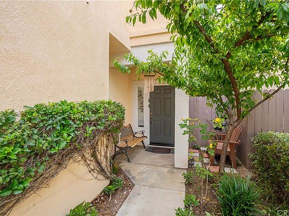 3rd image of 9130 Lemona Ave