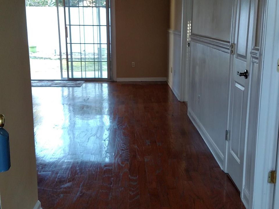 1st image of 4531 Shaky Leaf Ln N
