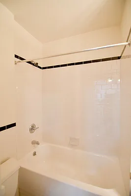 Rented by Bohemia Realty Group | media 27