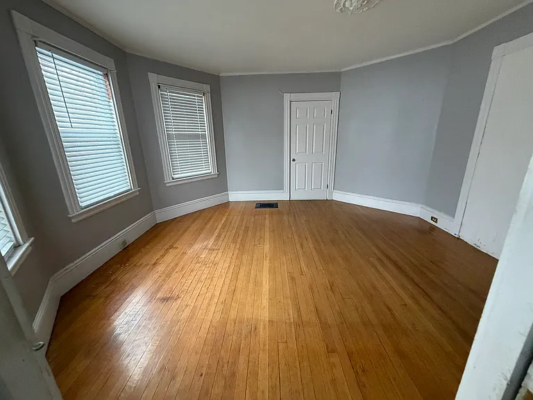 86 Prospect Ave #B — Photo 1