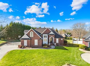 311 Kaitlyn Ln, Kings Mountain, NC 28086