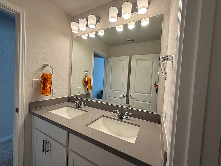 437 Leeward Pass — Photo 27