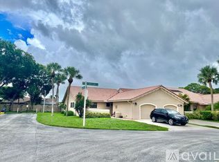 21542 Coronado Ave, Boca Raton, FL 33433