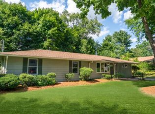 9 Heather Dr, Framingham, MA 01701