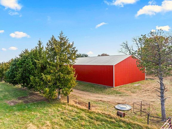 5th image of 144 N 1150th Rd