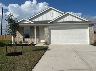 735 Salto Shipwreck Ln, Crosby, TX 77532