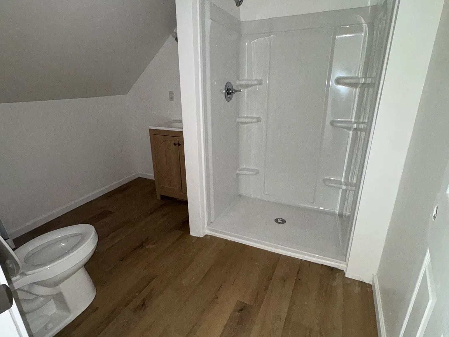 2 bed, 850 sqft, $1,850 — Photo 2