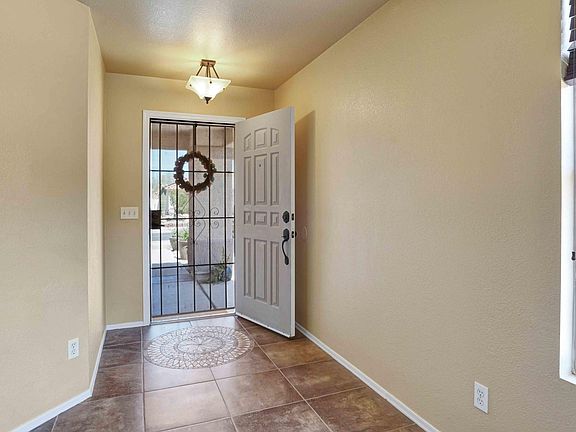 2nd image of 5487 W Shady Grove Dr
