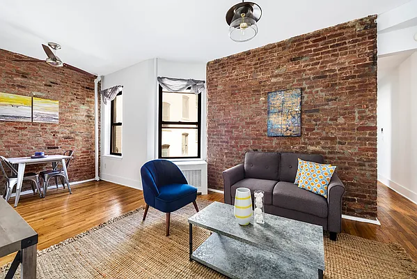 Rented by Warburg | media 1