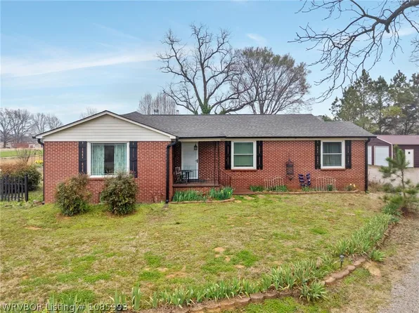 1808 S Highway 96, Lavaca, AR 72941