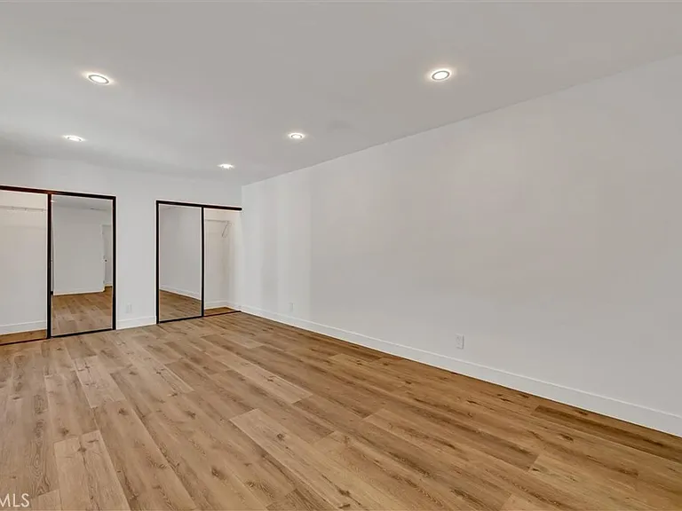 22134 Gilmore St — Photo 12