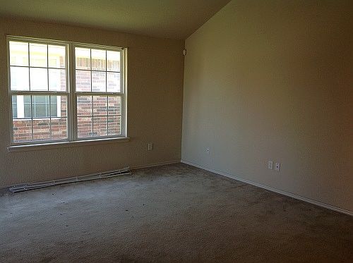 3rd image of 3511 Liberty Dr