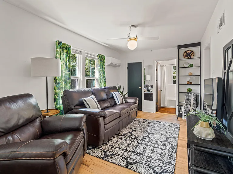 113 Crestmere Ave #201 — Photo 22