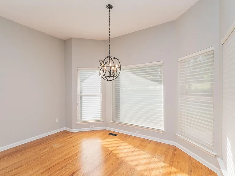 3169 Glenview Dr — Photo 24