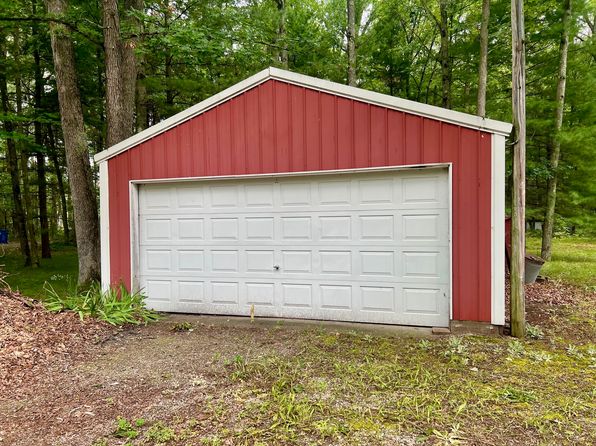 5576 S Whalen Lake Dr, Baldwin, MI 49304