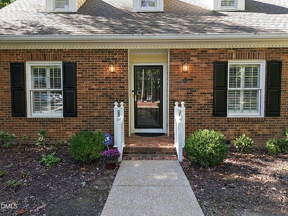3rd image of 720 Weathergreen Dr