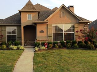 3203 SW Stonepoint Ave, Bentonville, AR 72713