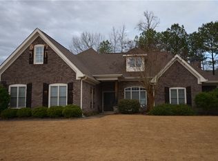 1836 Roanoke Ln, Auburn, AL 36832